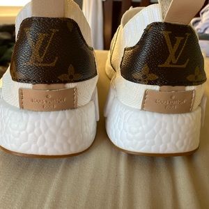 Adidas NMD LV sneakers men’s size 11